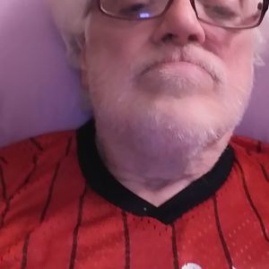 Meet your Posher, Warren